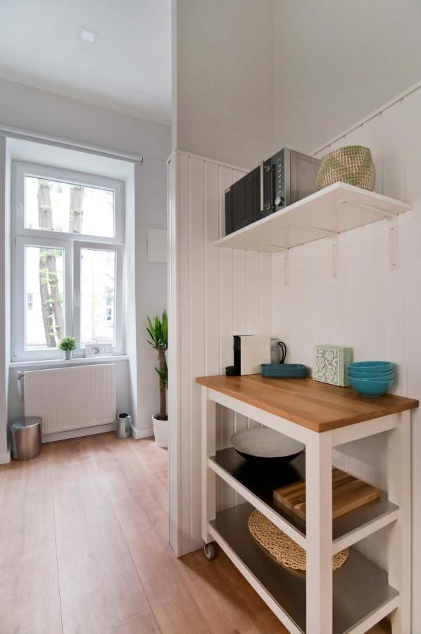 Ferienwohnung ⍟Luxurious And Bright⍟ 5 Min Walk To City Center Wien Exterior foto